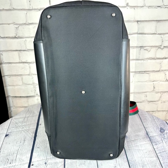 GUCCI black leather and nylon travel over-night crossbody bag LIKE NEW - Picture 7 of 16